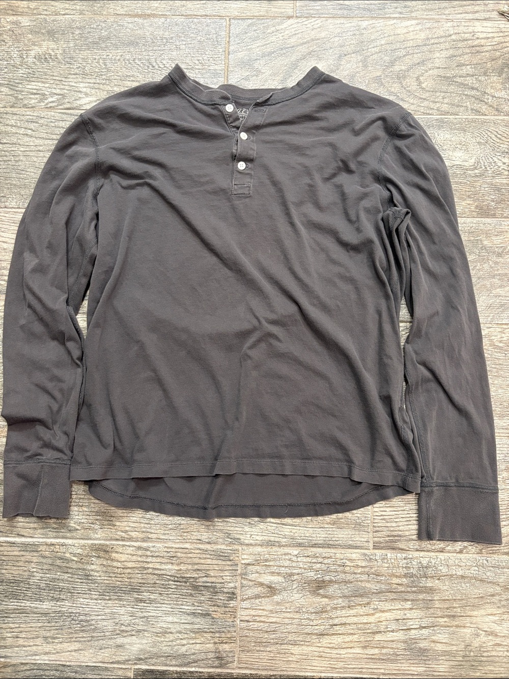 J. Crew Men's Long-Sleeve Henley Shirt in Charcoal Size Large